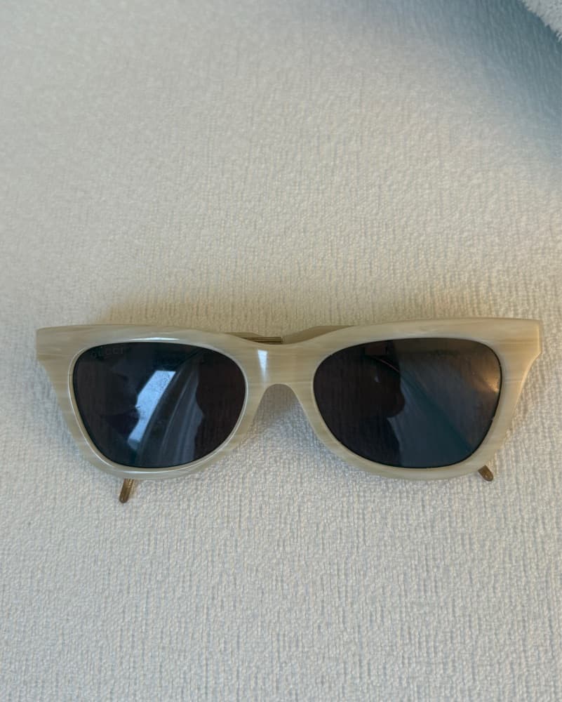Chic Gucci Sunglasses - Image 2