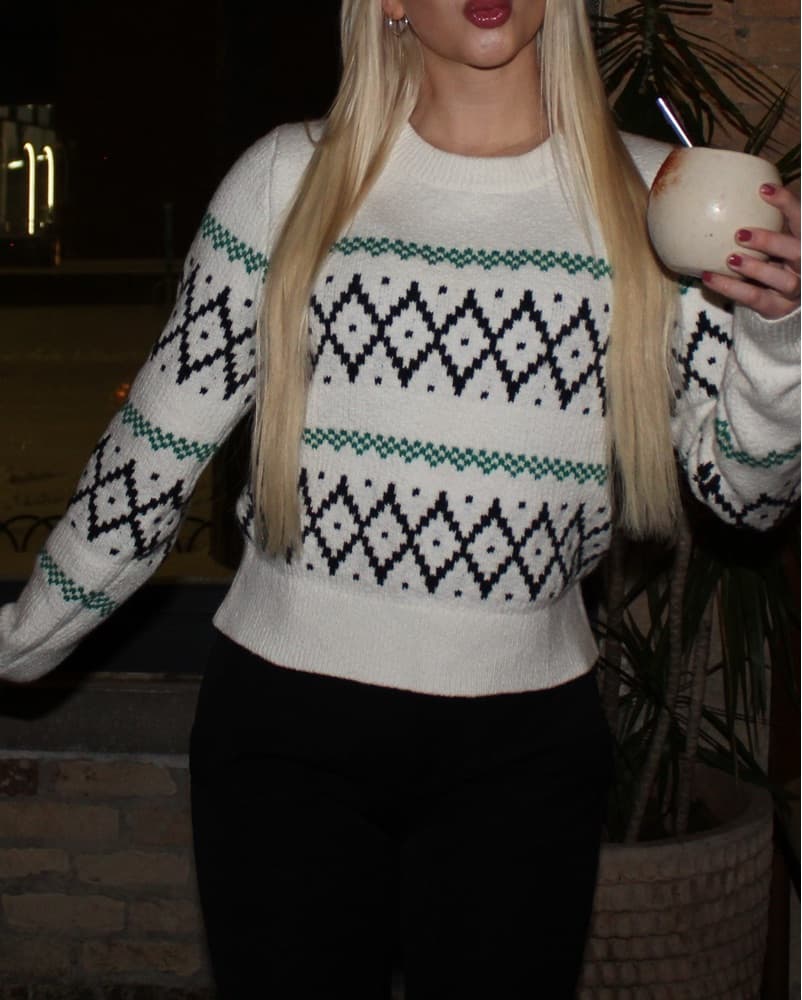 Banana Republic Sweater  - Image 4