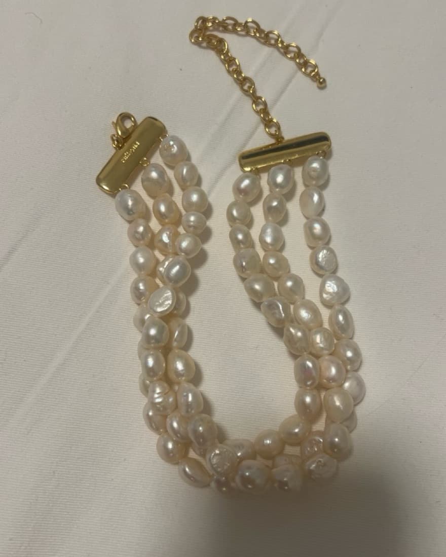 Cult Gaia Nora Pearl Choker - Image 3