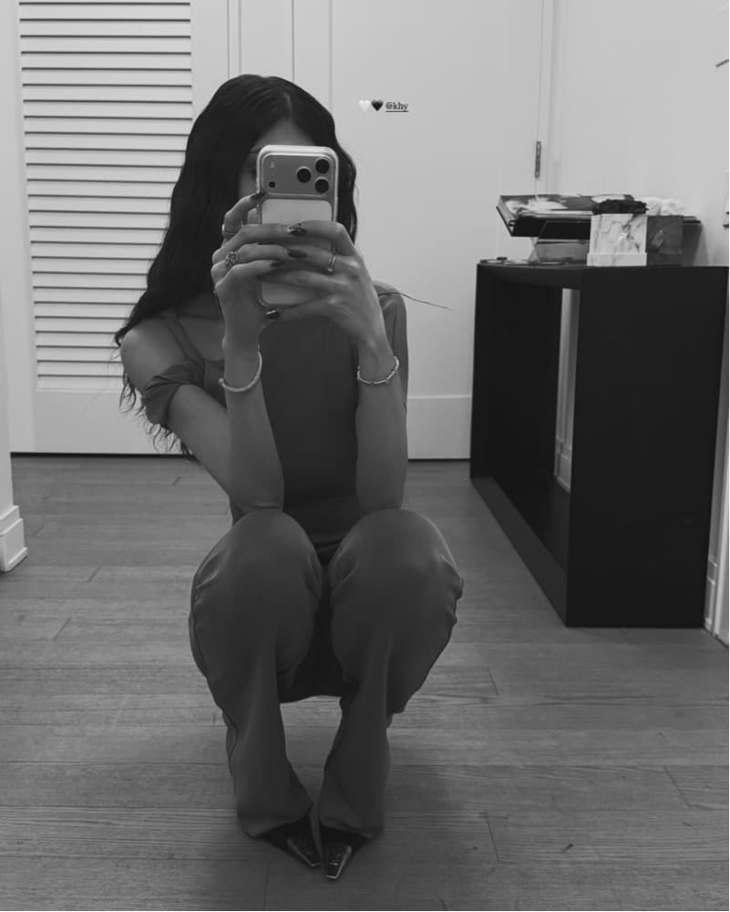 KHY Gray Two Piece Set - Image 5