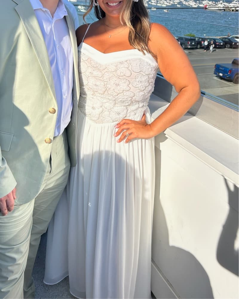 Elegant Floral Lace Maxi Dress - Image 2