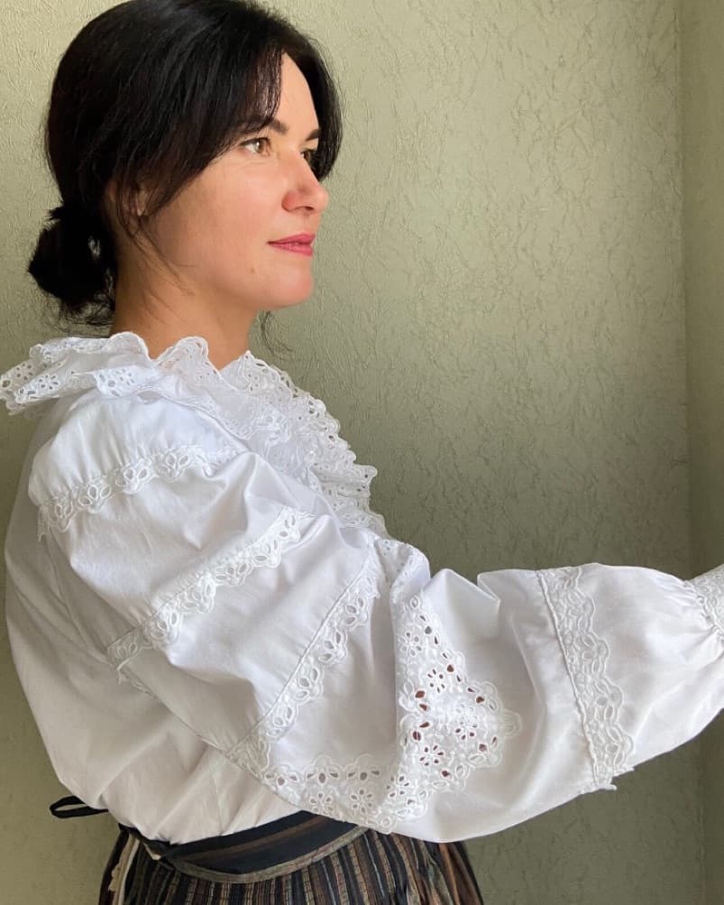 Vintage Cottage Core Blouse  - Image 3
