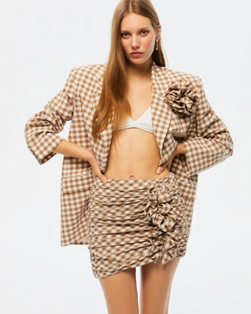 Gingham Matching Skirt And Blazer - Image 1