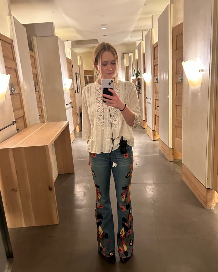 Alice & Olivia floral embroidered jeans - Image 5