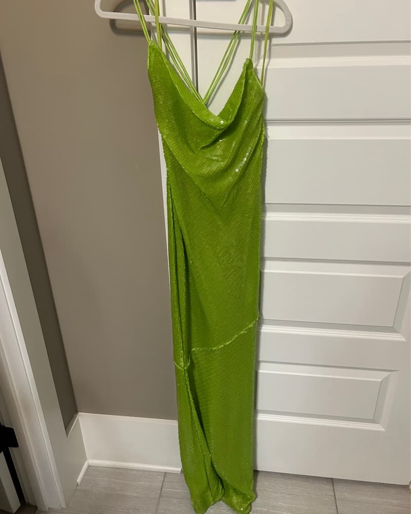 Vibrant Sequined Green Gown - Image 4