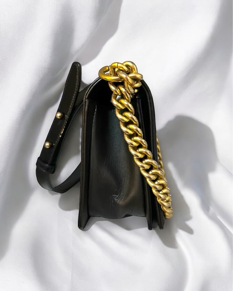 Chanel Quilted Patent Leather Boy Bag  - Image 5