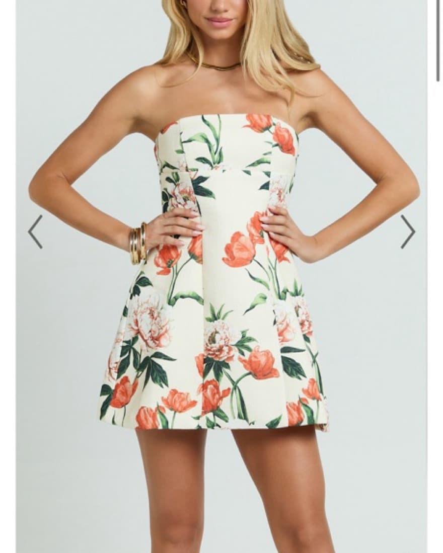 Chic Floral Strapless Dress - Image 2