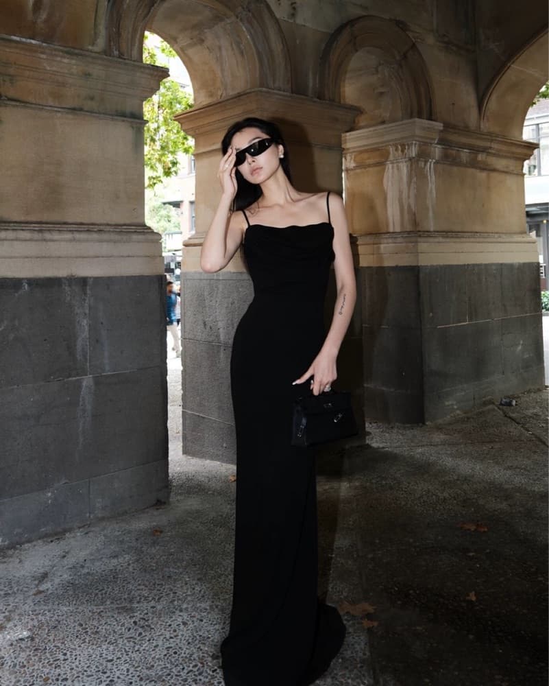 Elegant Black Maxi Dress - Image 4