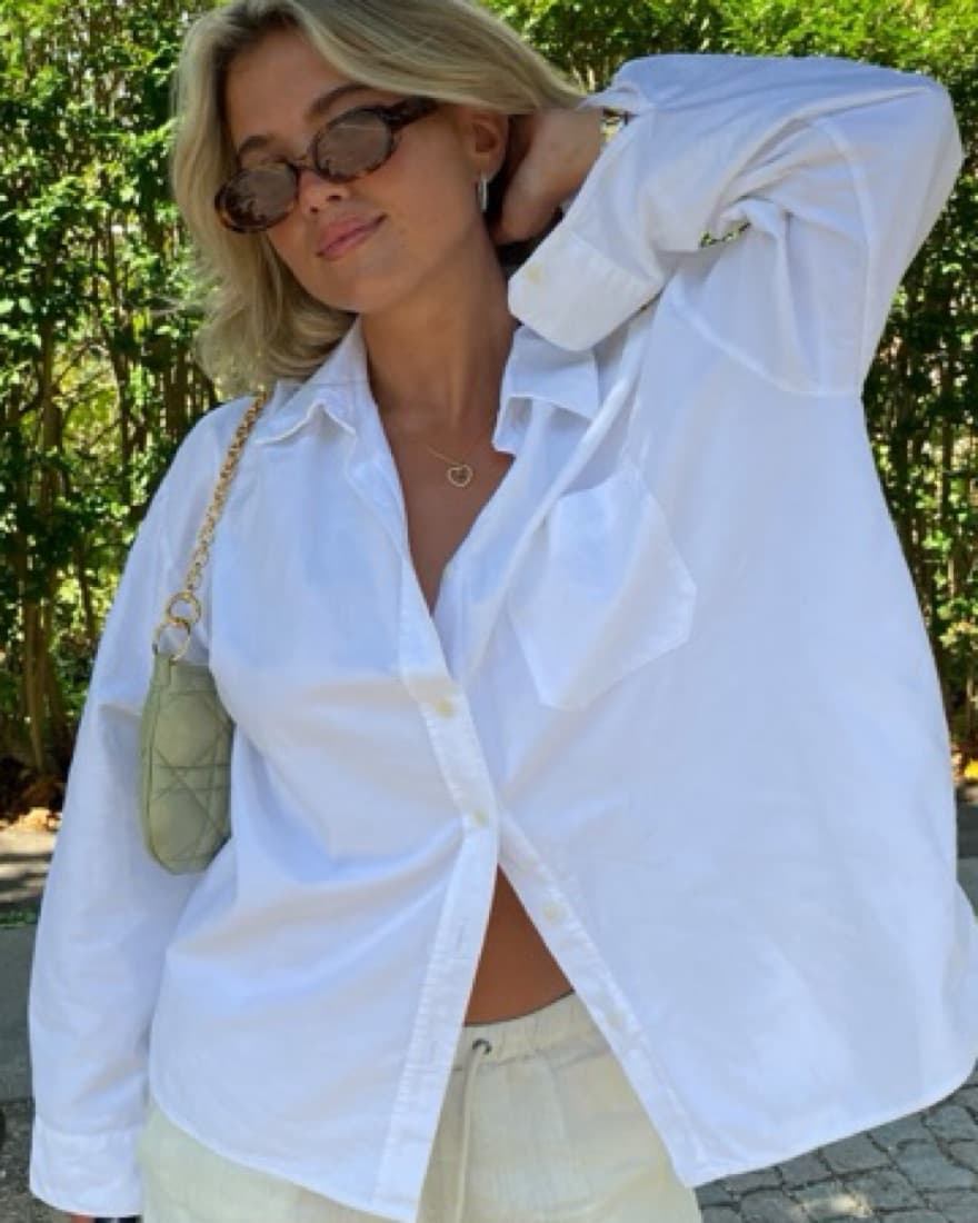 Djerf Avenue Breezy Shirt White - Image 4