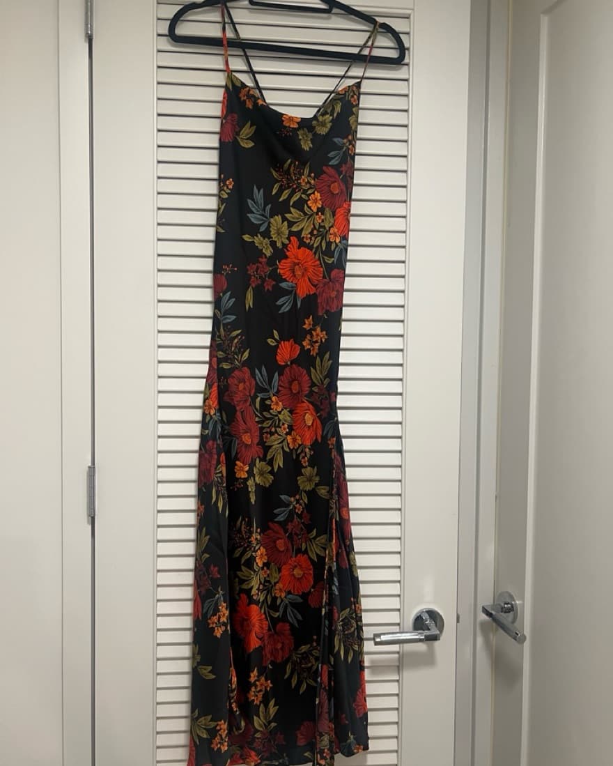 Vibrant Floral Maxi Dress - Image 3