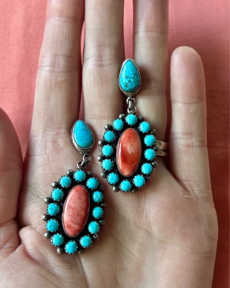 Turquoise And Spiny Oyster Diné Earrings - Image 1