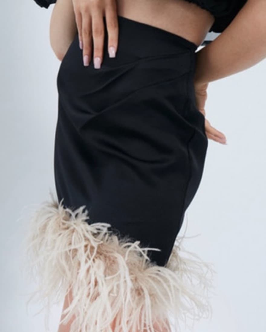 Belfiori Couture Cady Skirt w Feather - Image 1