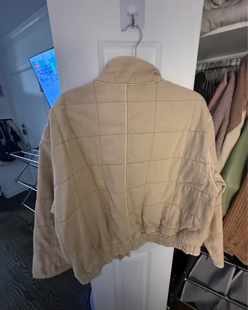 Listicle Beige Quilted Puffer Jacket - Image 6