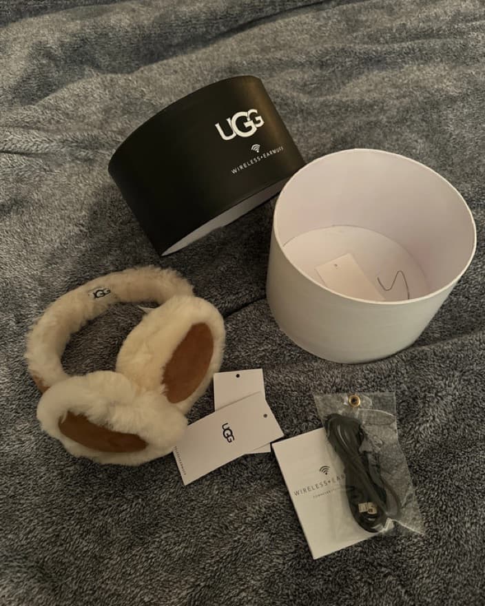 Ugg Bluetooth Shearling Ear Muffs  - Image 3