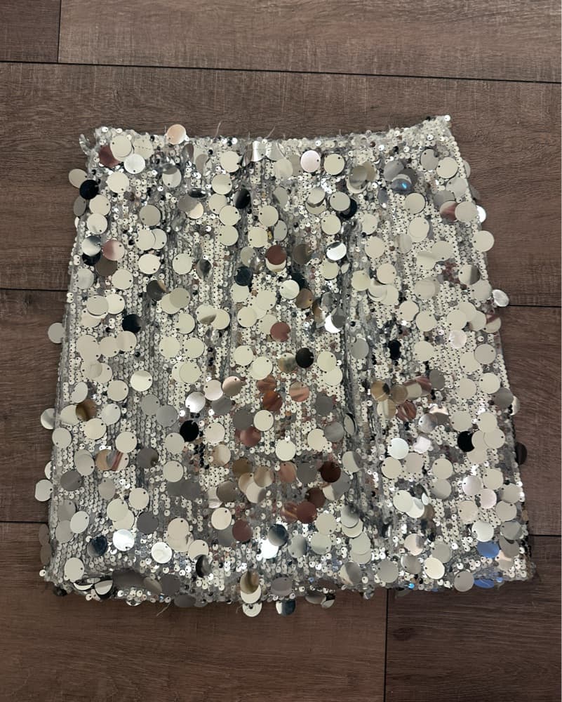 Silver Disc Sequin Mini Skirt - Image 3
