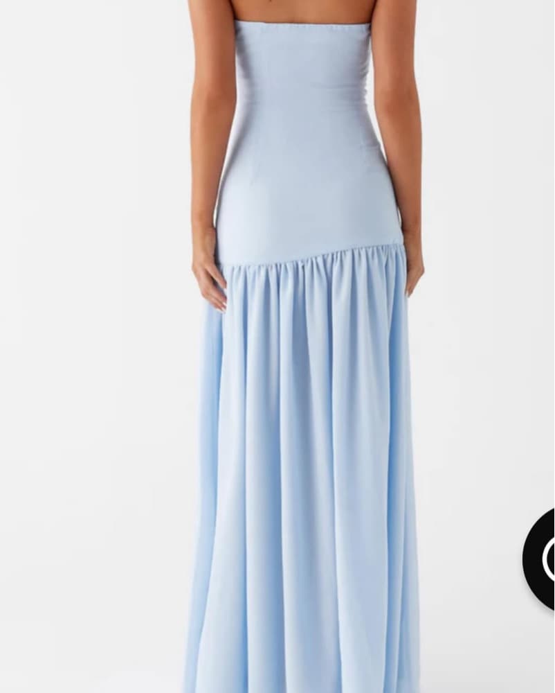 Elegant Sky Blue Strapless Maxi Dress - Image 4