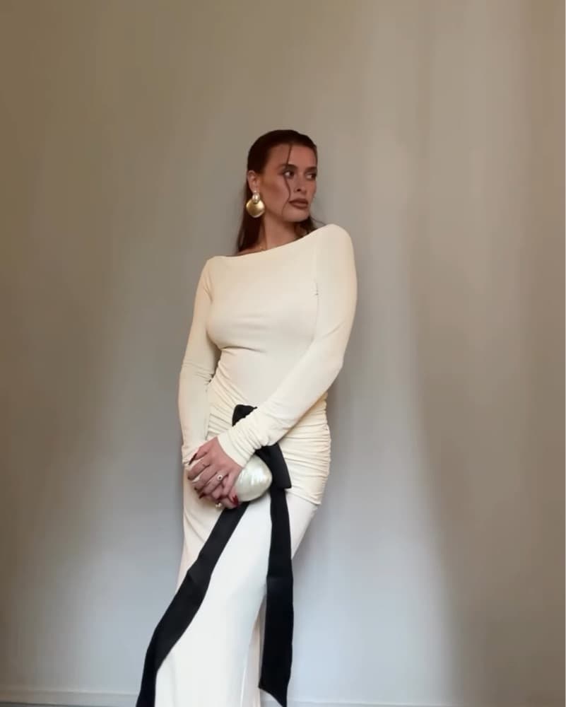 Elegant Monochrome Maxi Set With Bow - Image 2