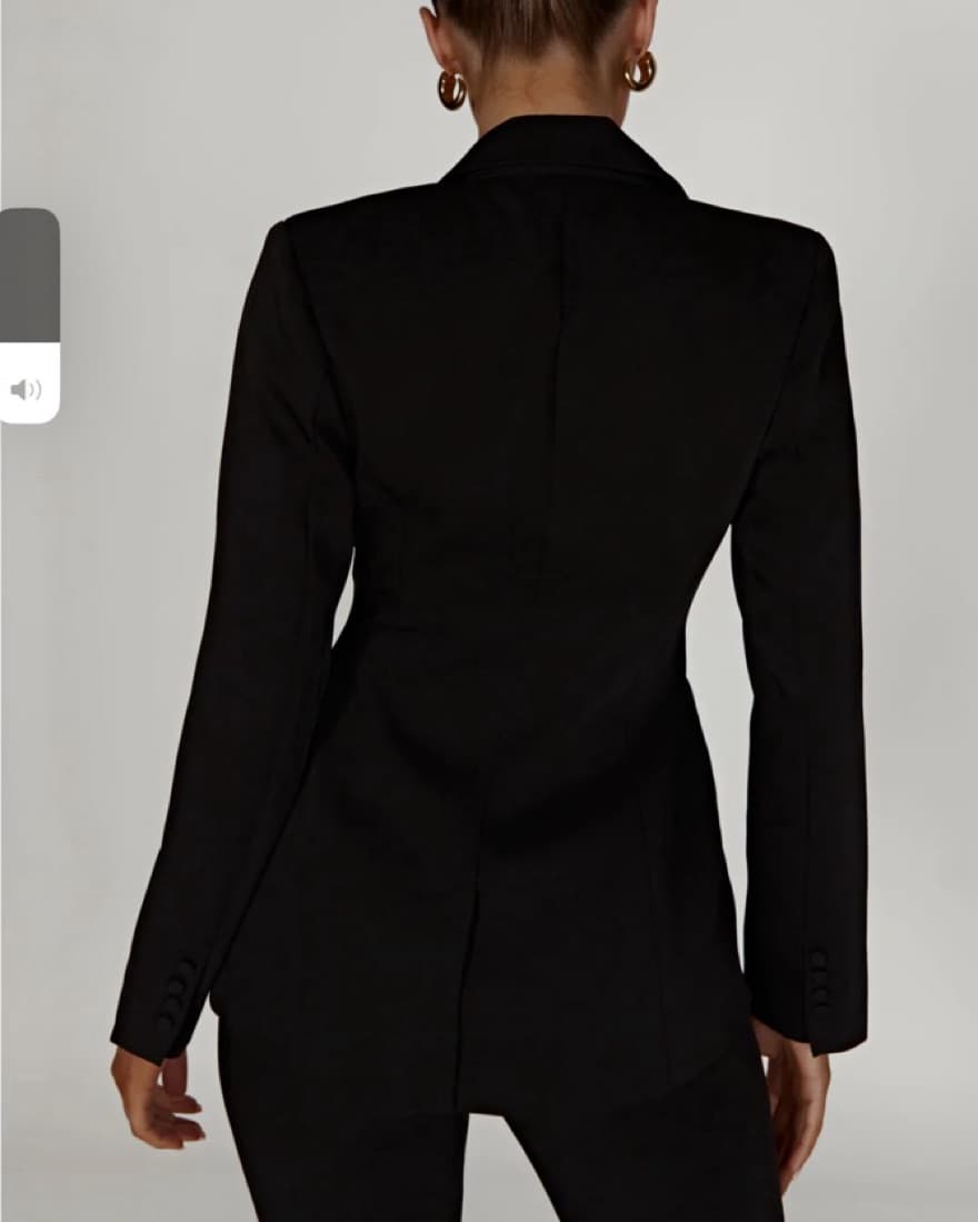 MESHKI Fitted Cinched Waist Blazer - Image 3