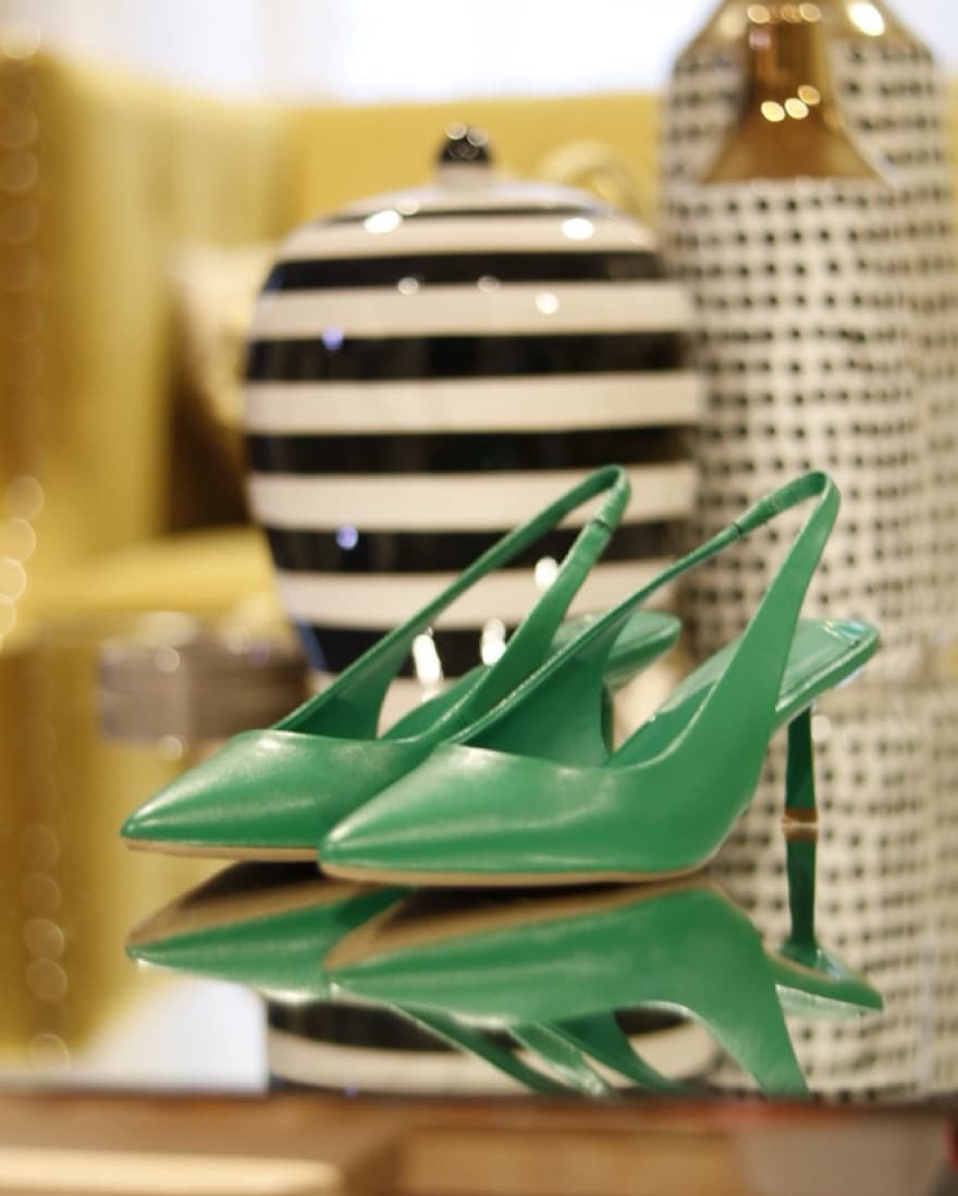 Emerald Green Pump Shoes - Image 1