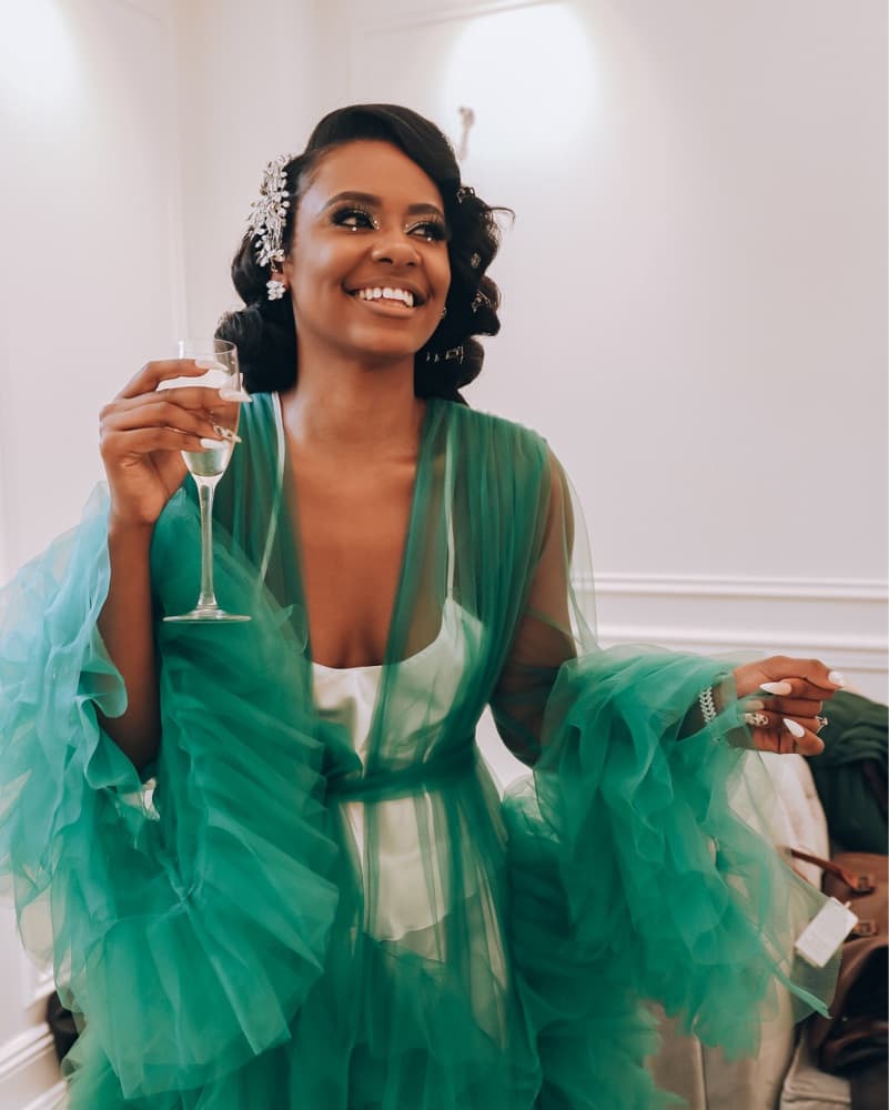 Vibrant Emerald Tulle Floor Length Robe - Image 2