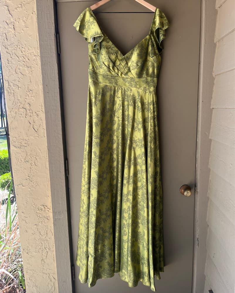 Elegant Floral Maxi Dress - Image 2