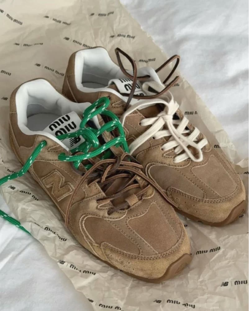 MIU MIU X New Balance 530 SL Suede Sneak - Image 4
