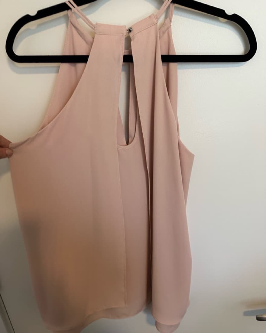 Banana Republic Pink Top - Image 4