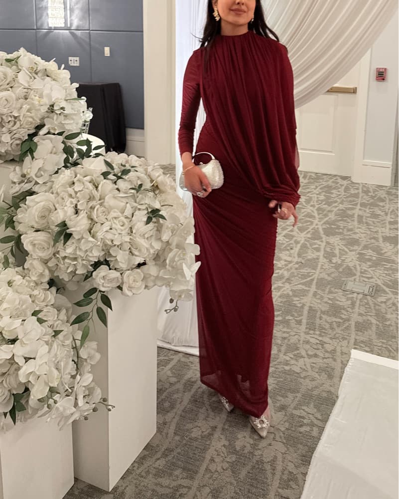 Elegant Burgundy Maxi Dress - Image 1