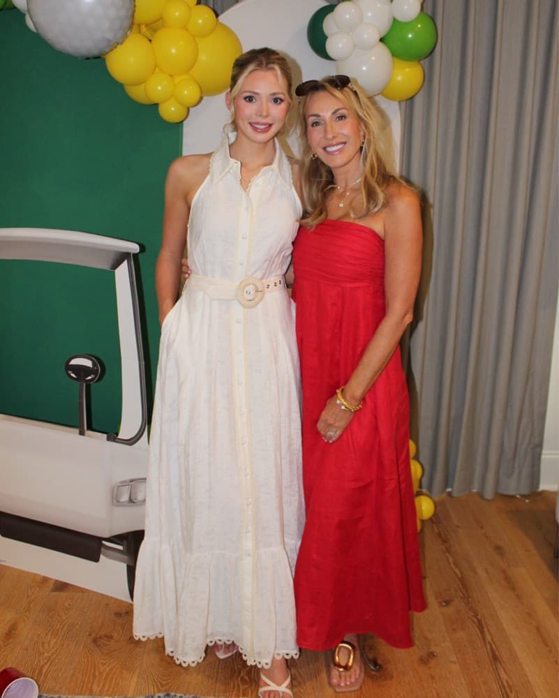 Elegant Long Summer Bridal Dress - Image 3