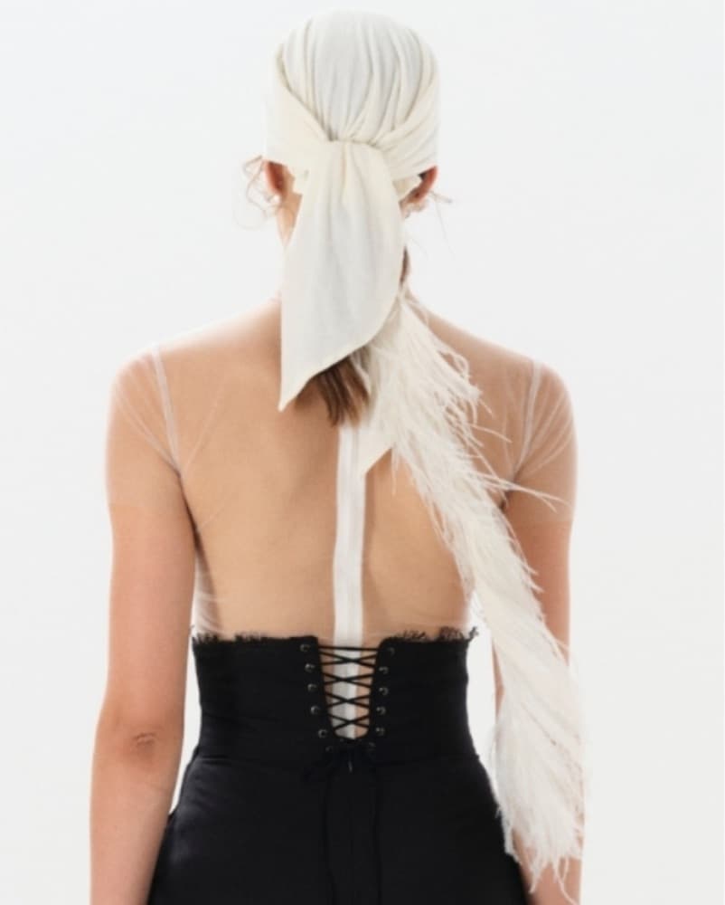Manuri Sissy Headscarf - Image 2