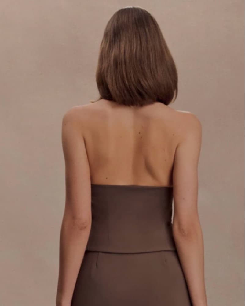 Elegant Brown Halter Dress - Image 3