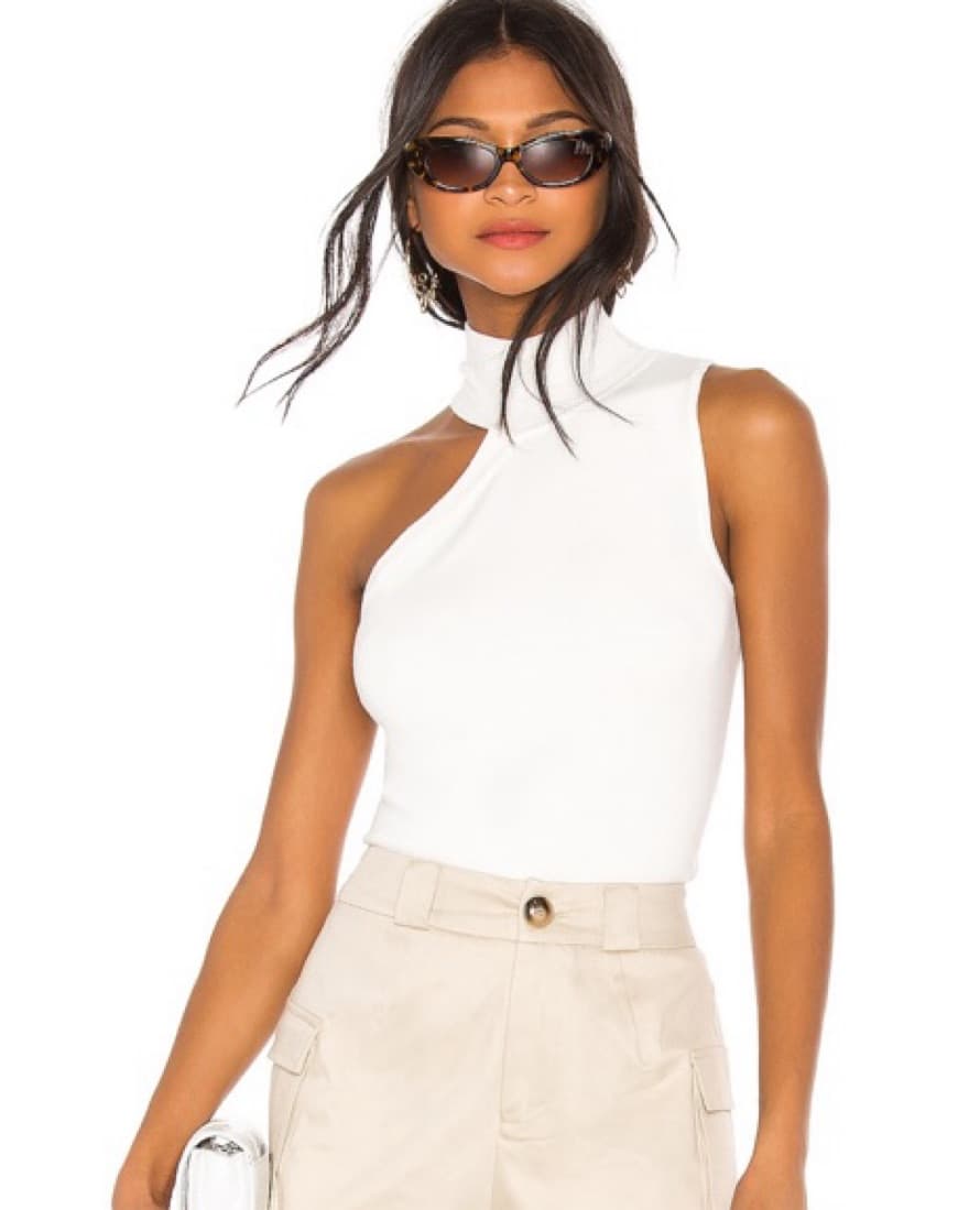 Chic White Mock Neck Sleeveless Top - Image 1
