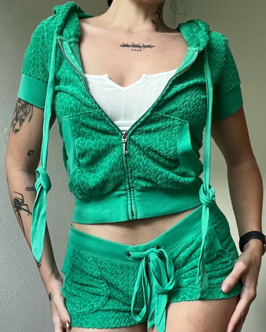 Juicy Couture Green TerryCloth Heart Set - Image 1