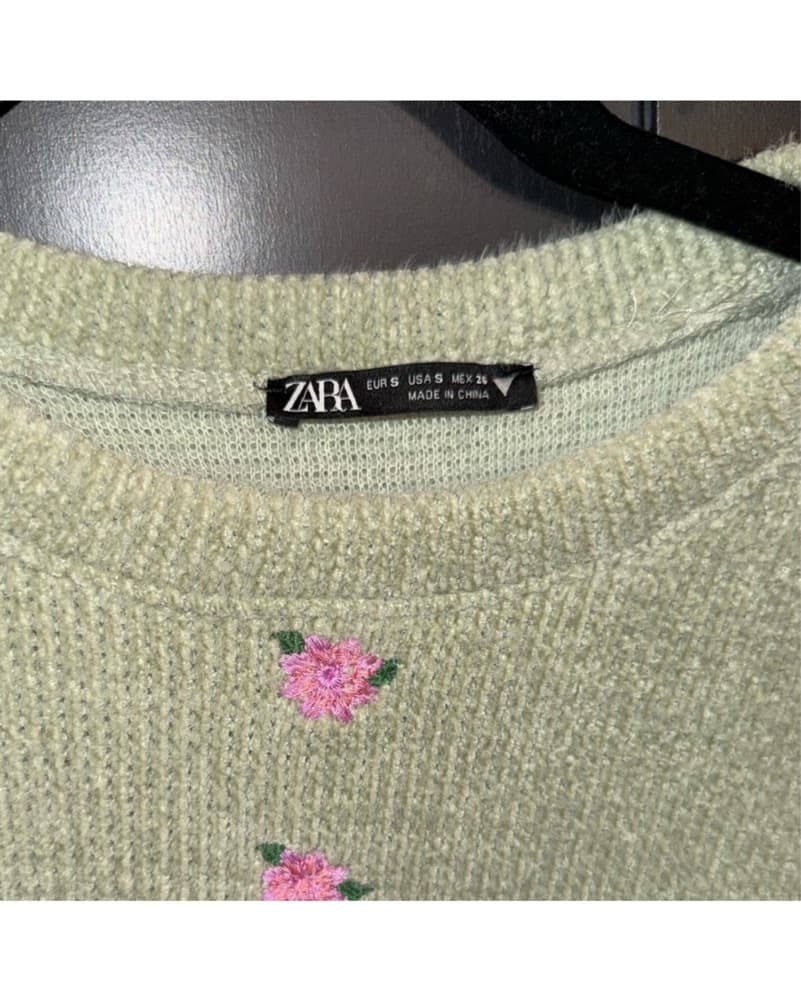 Soft and Feminine Sweater Embellished with Floral Embroidery - Image 2