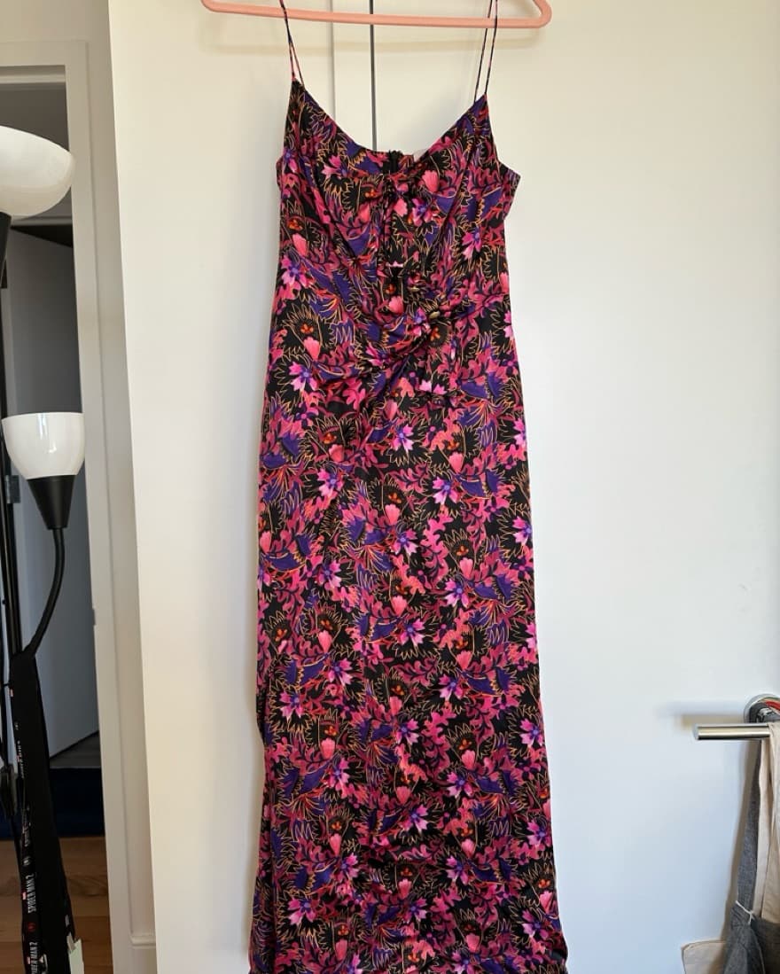 Saloni Long Formal Dress - Image 1