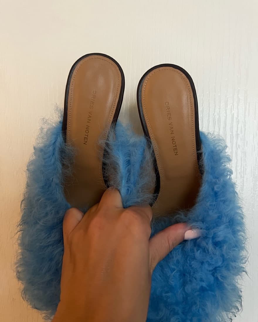 Blue Fur Mule  - Image 4